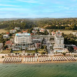 κάντε κράτηση εδώ