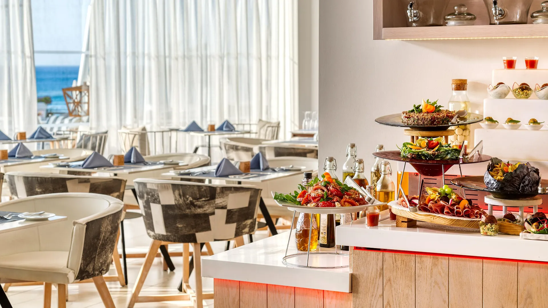 King Jason Protaras - Designed For Adults By Louis Hotels